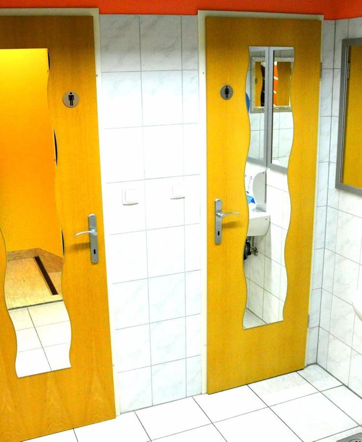 Tej Hostel Λιουμπλιάνα Εξωτερικό φωτογραφία