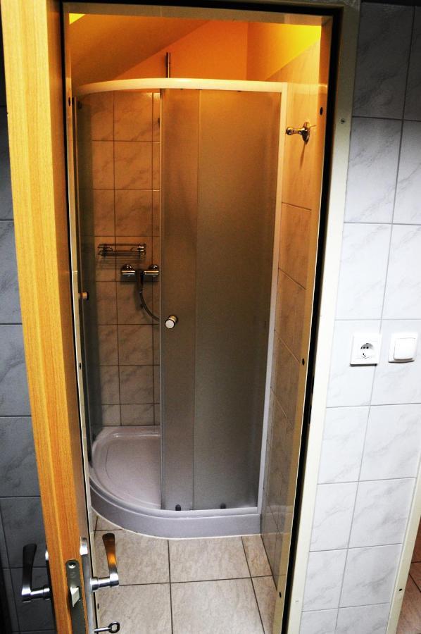 Tej Hostel Λιουμπλιάνα Εξωτερικό φωτογραφία